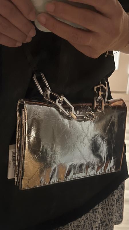 Review Thumbnail Image 0 244780974