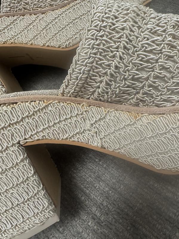 Review Thumbnail Image 0 244880462