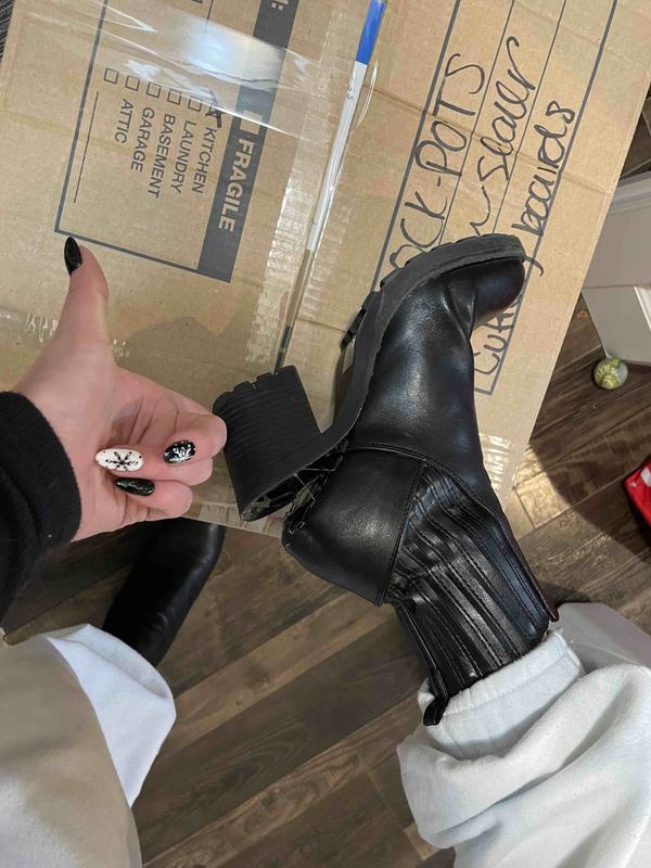 Review Thumbnail Image 0 212610971