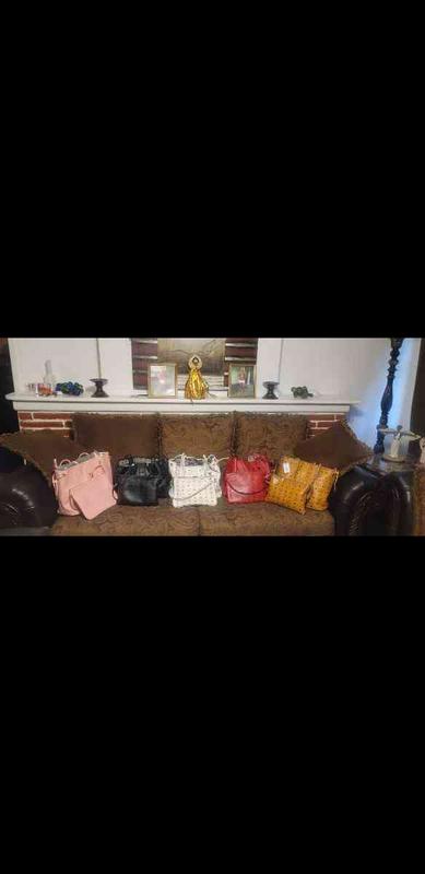 Review Thumbnail Image 0 244476848