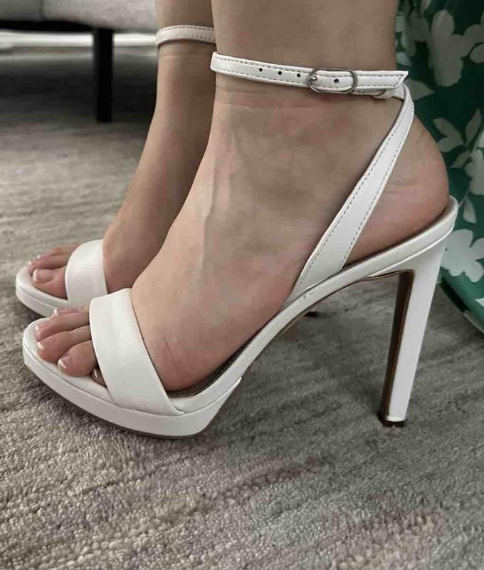 cute looking but hurt