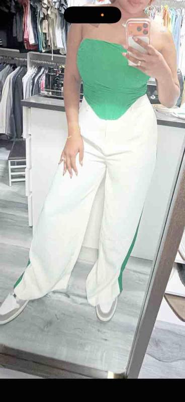 Review Thumbnail Image 0 248954995