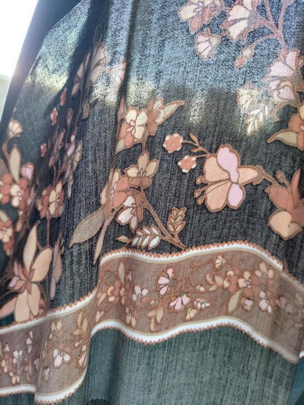 Review Thumbnail Image 0 219710242