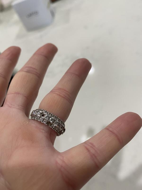 Review Thumbnail Image 1 215693061