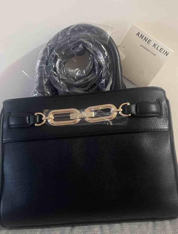 Review Thumbnail Image 0 248859941