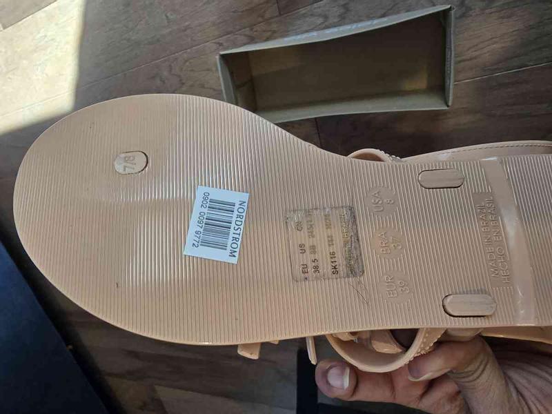 Review Thumbnail Image 2 248429563