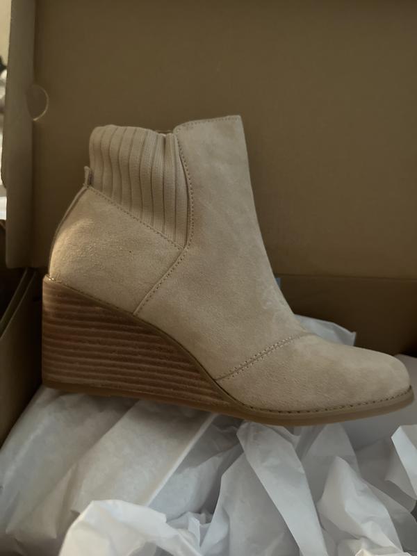 Review Thumbnail Image 0 229406927