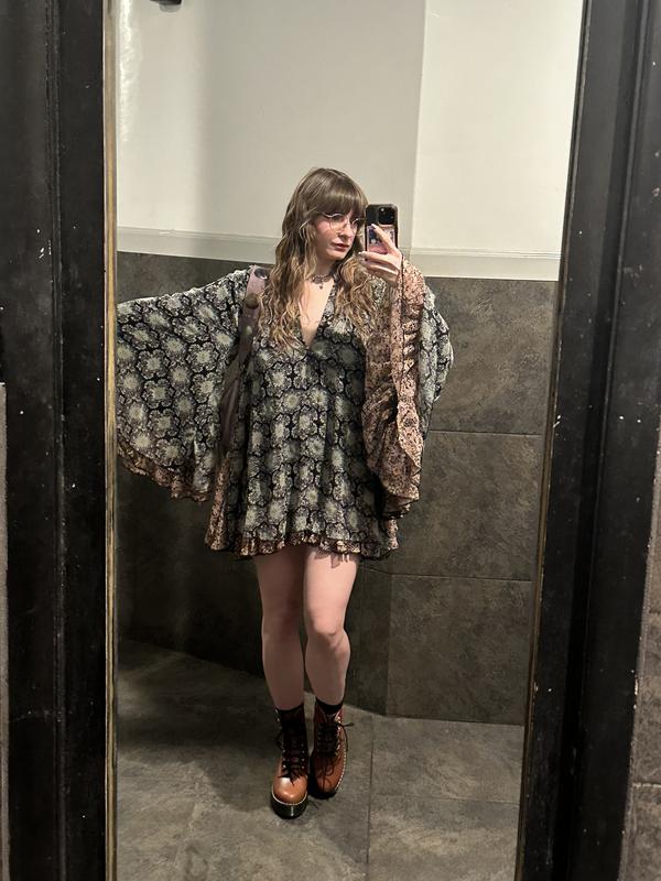 Review Thumbnail Image 0 235945032