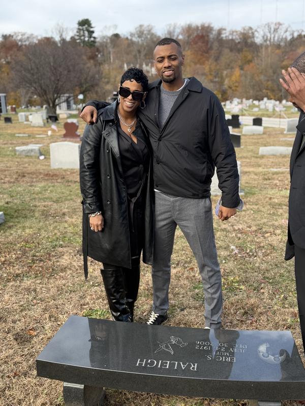 Review Thumbnail Image 0 246090749