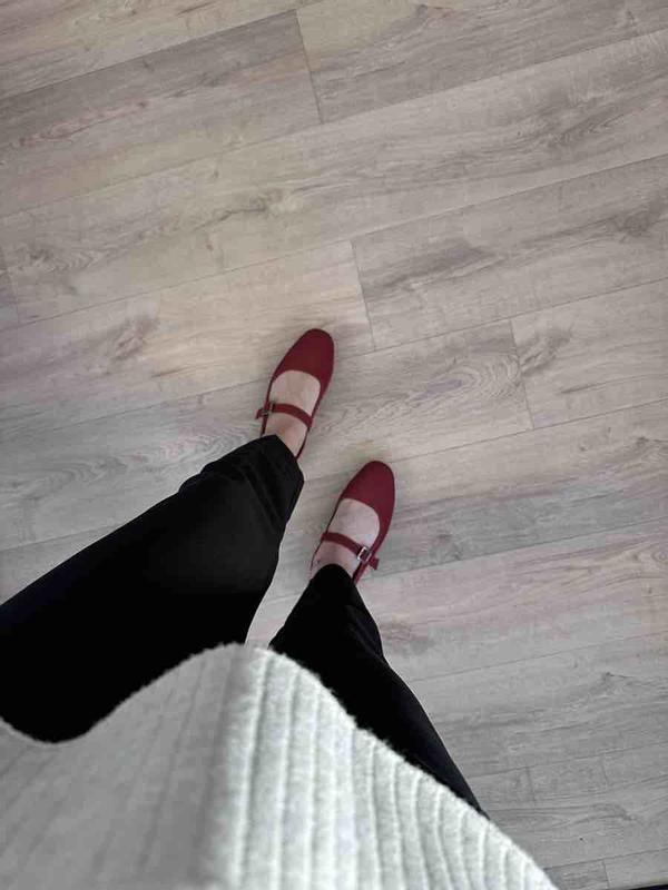 Elegant, cute, and comfy!