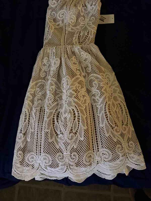 Review Thumbnail Image 1 249396565