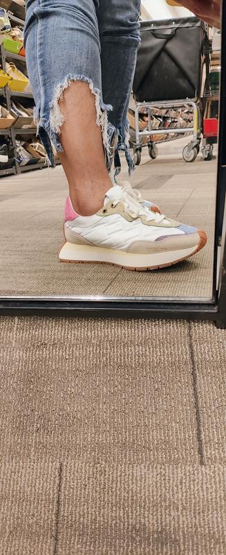 Review Thumbnail Image 1 232907184