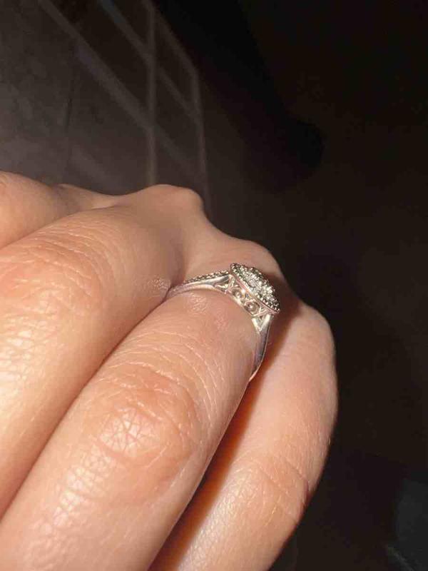 Review Thumbnail Image 0 239568955