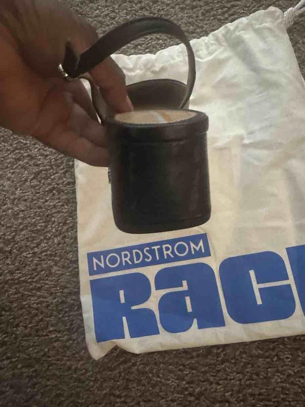 Very nice shoe but arrived obvoislyused