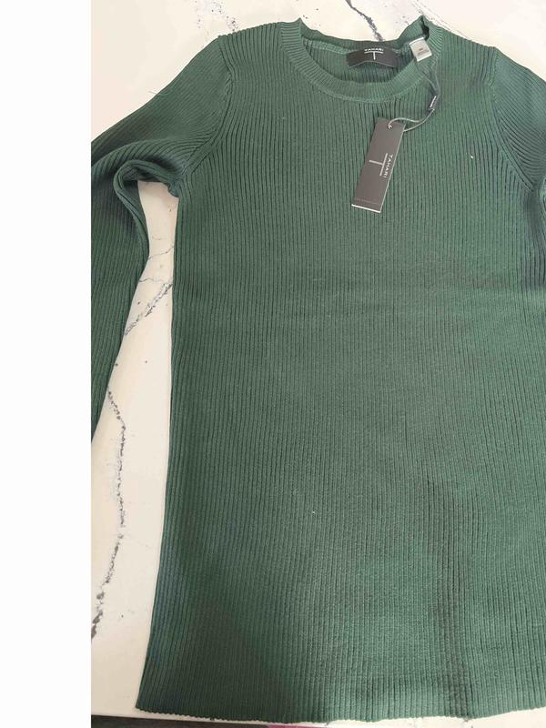 Review Thumbnail Image 1 227157000