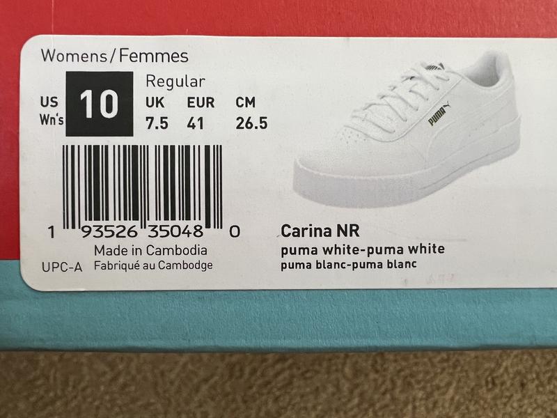 Customer photo for "Very cushiony. Narrow. Not leather."