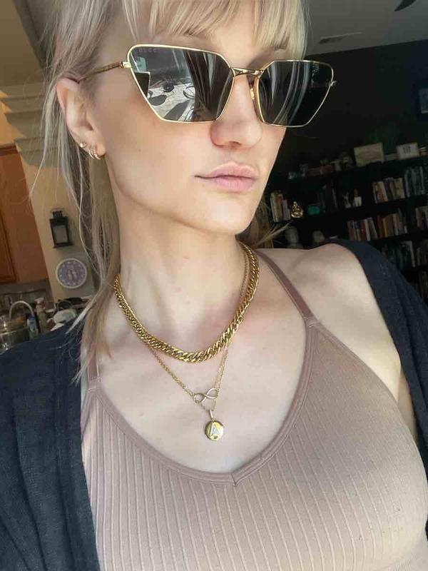 Review Thumbnail Image 0 227381402