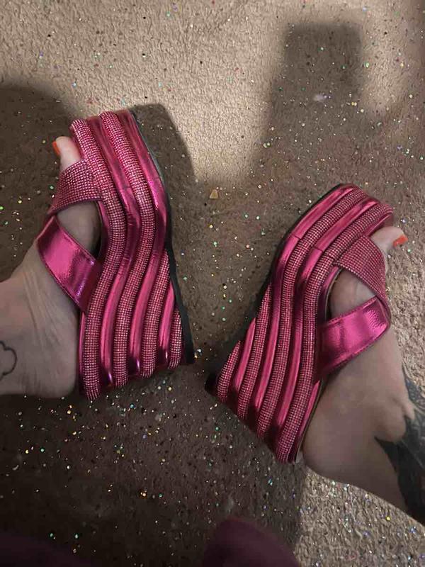 Review Thumbnail Image 1 246001501