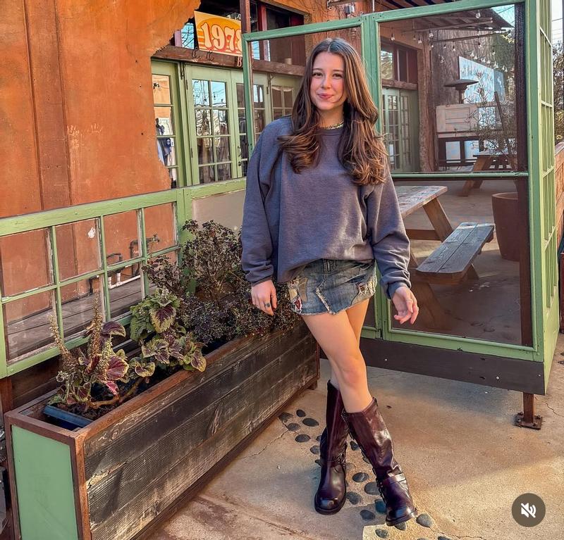 Review Thumbnail Image 0 242815821