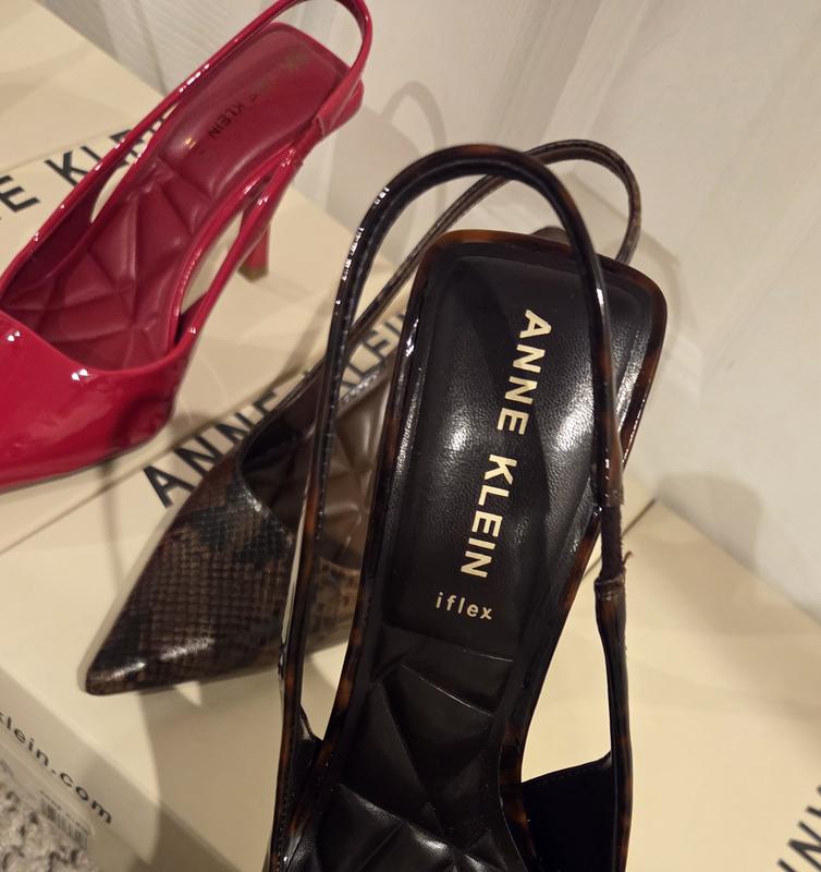 Customer photo for "Perfect Office Shoe"
