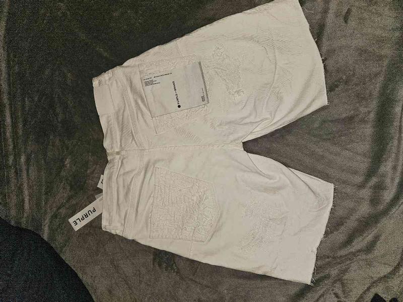 Review Thumbnail Image 1 243078568