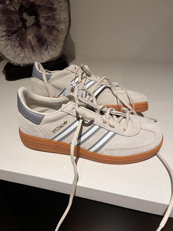 Review Thumbnail Image 0 244220609