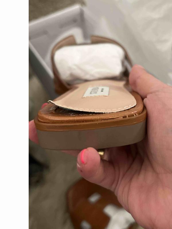 Customer photo for "horrible craftsmanship"