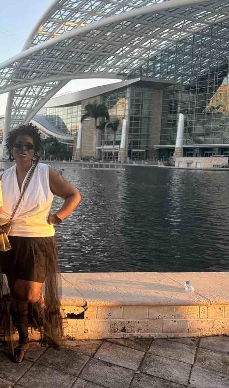 Review Thumbnail Image 0 248860949