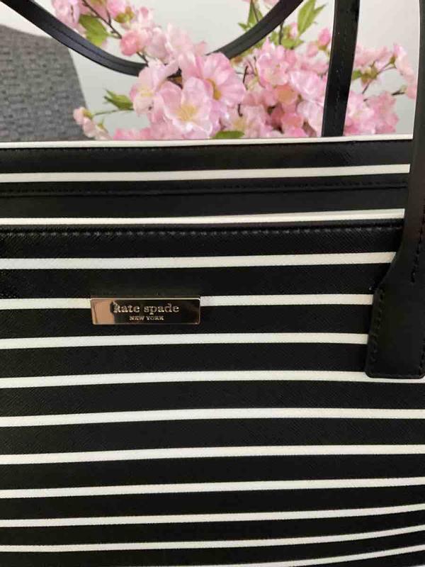 Review Thumbnail Image 1 225788746