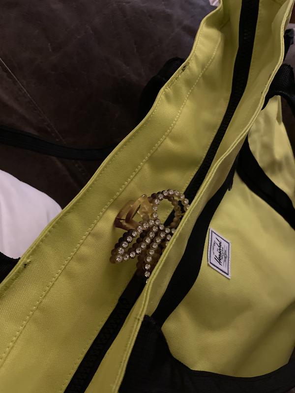 Review Thumbnail Image 0 229527789