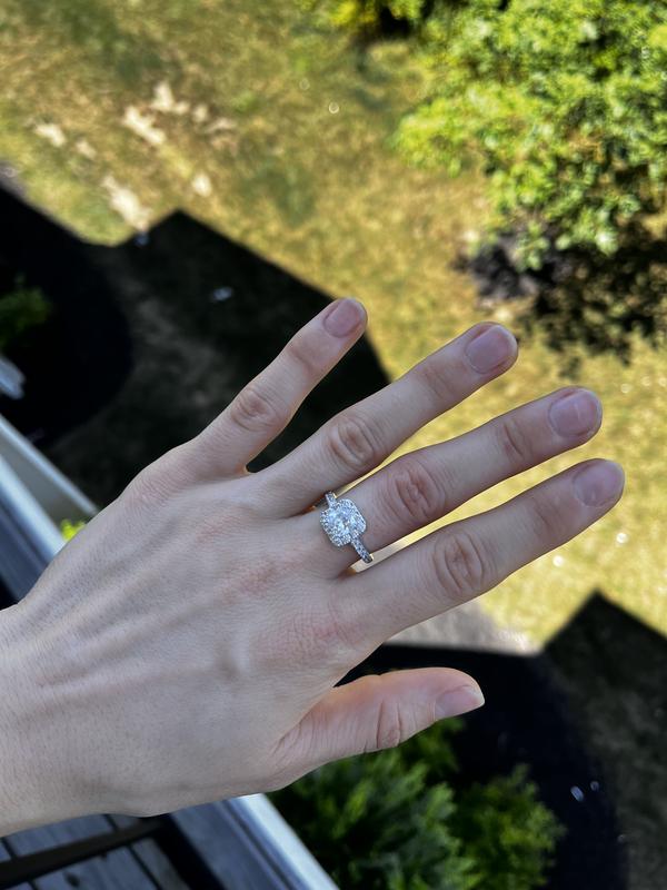 Review Thumbnail Image 1 235066177