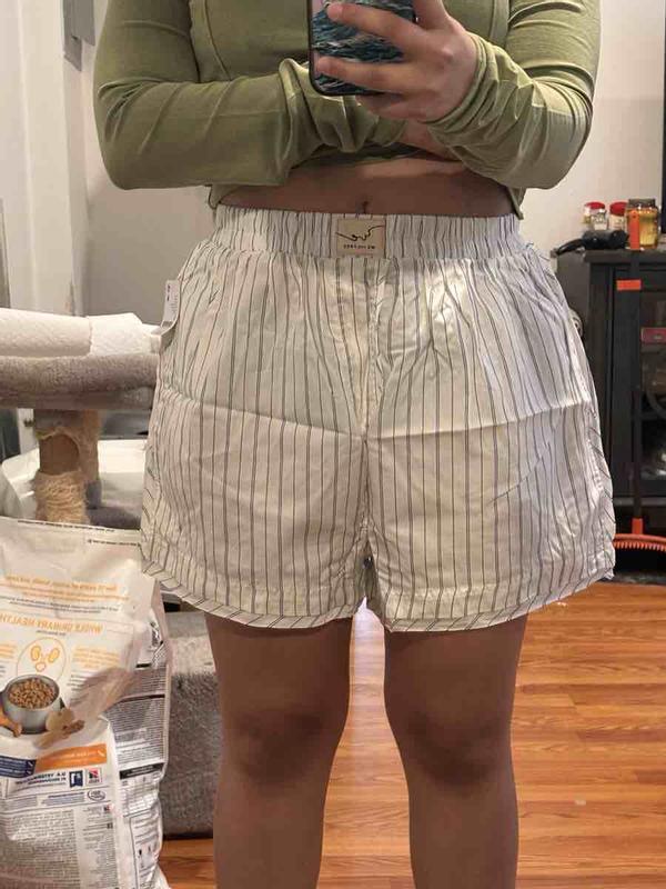 shorts flare out