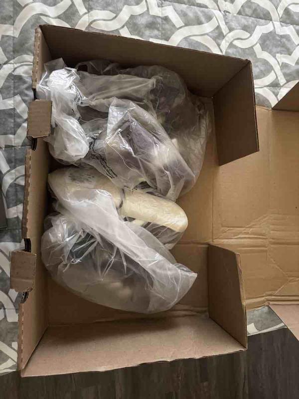 Review Thumbnail Image 0 248902275