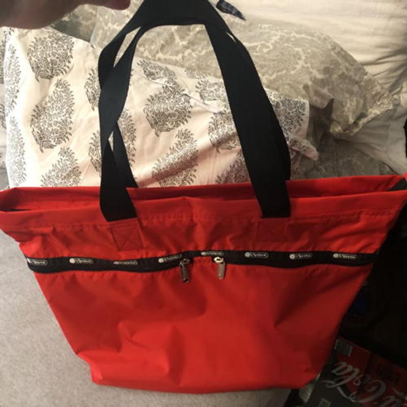 Review Thumbnail Image 0 208637864