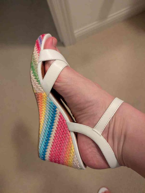 Review Thumbnail Image 1 244719654