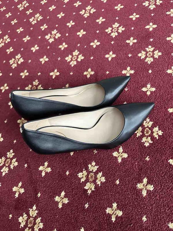 Customer photo for "Soft and sexy pump"