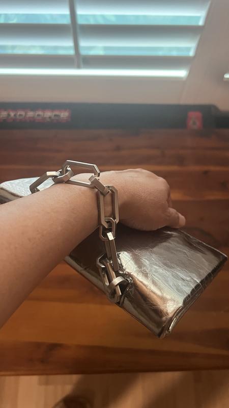 Review Thumbnail Image 1 244780974