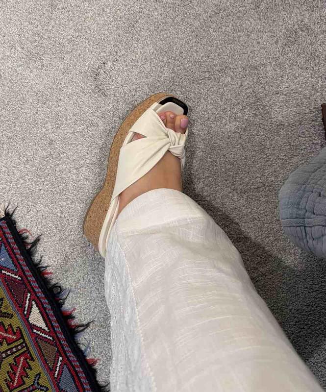 Review Thumbnail Image 1 247784753