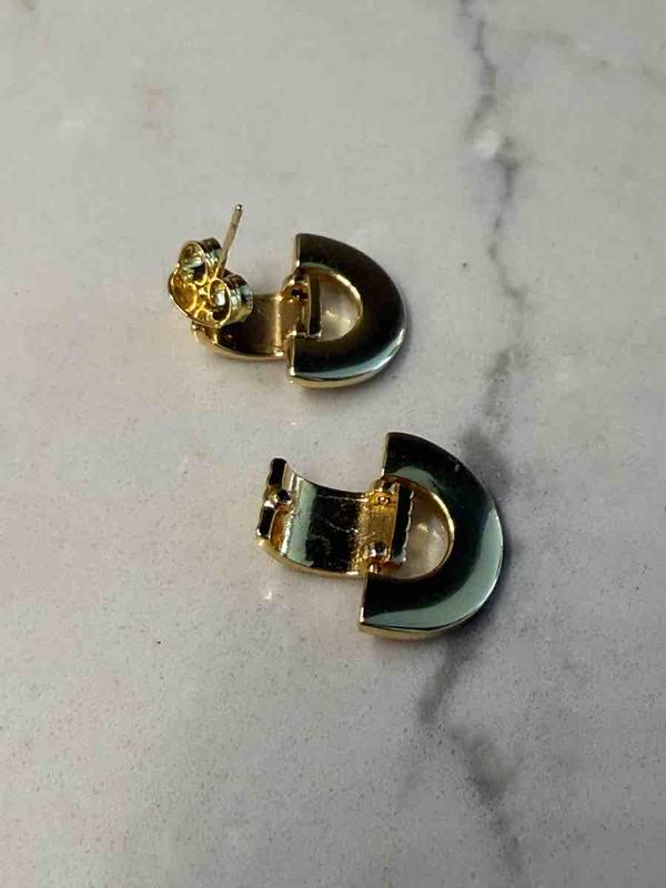 Review Thumbnail Image 0 248759790