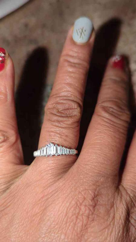 Review Thumbnail Image 0 237248930