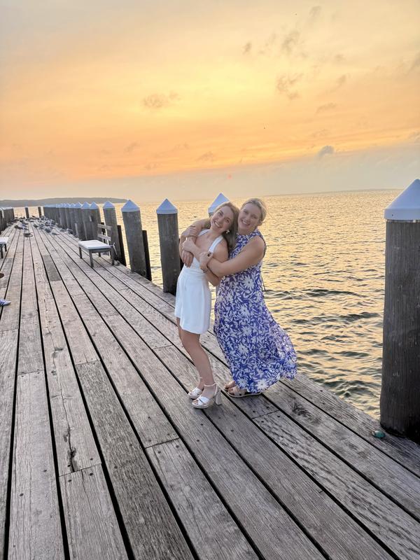 Review Thumbnail Image 0 244580855