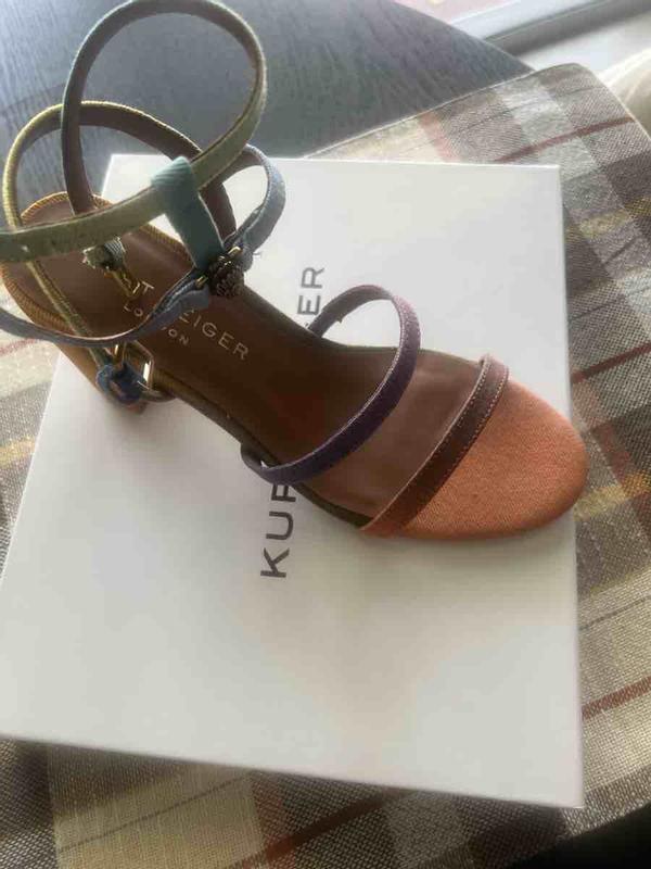 Review Thumbnail Image 0 240672807