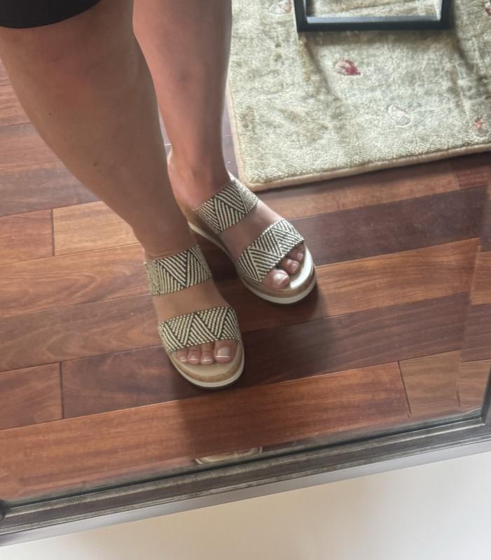 Review Thumbnail Image 2 235572317