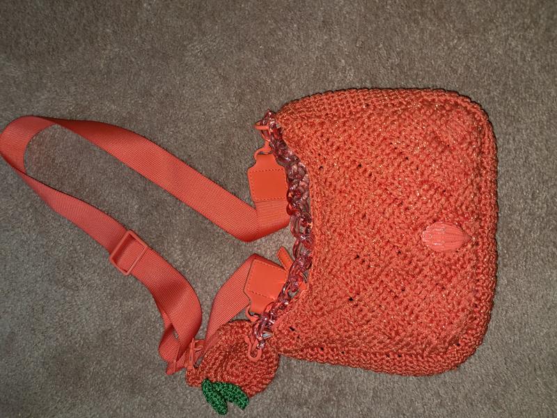 Review Thumbnail Image 0 241325938