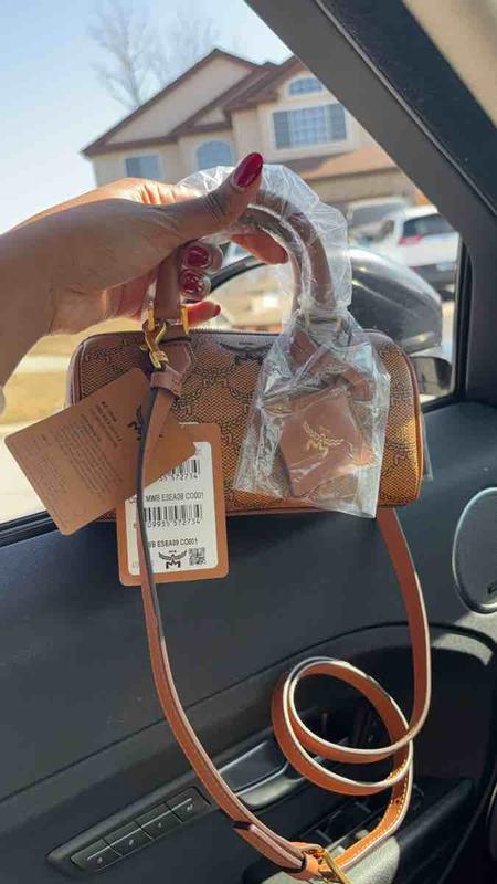 Review Thumbnail Image 0 240677484