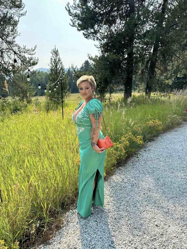 Review Thumbnail Image 2 235243198