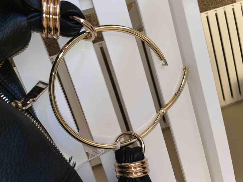 Review Thumbnail Image 1 244890810