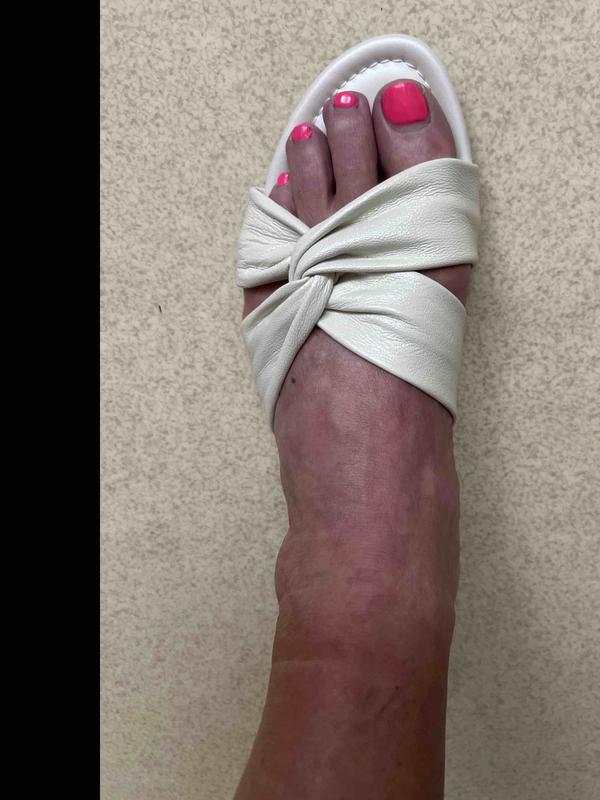 Review Thumbnail Image 0 249392642