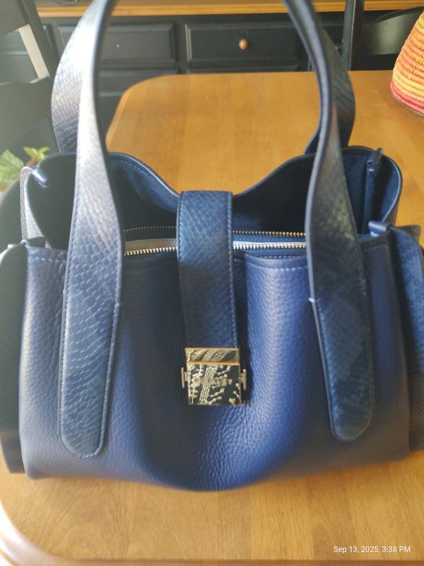 Review Thumbnail Image 0 244640255