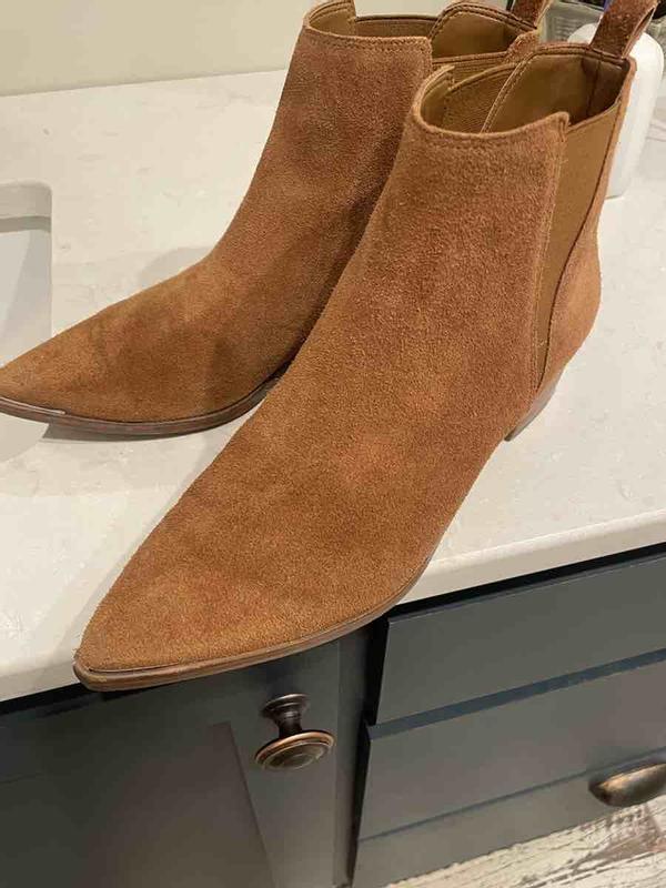 Customer photo for "Love the boot, lost the heel"
